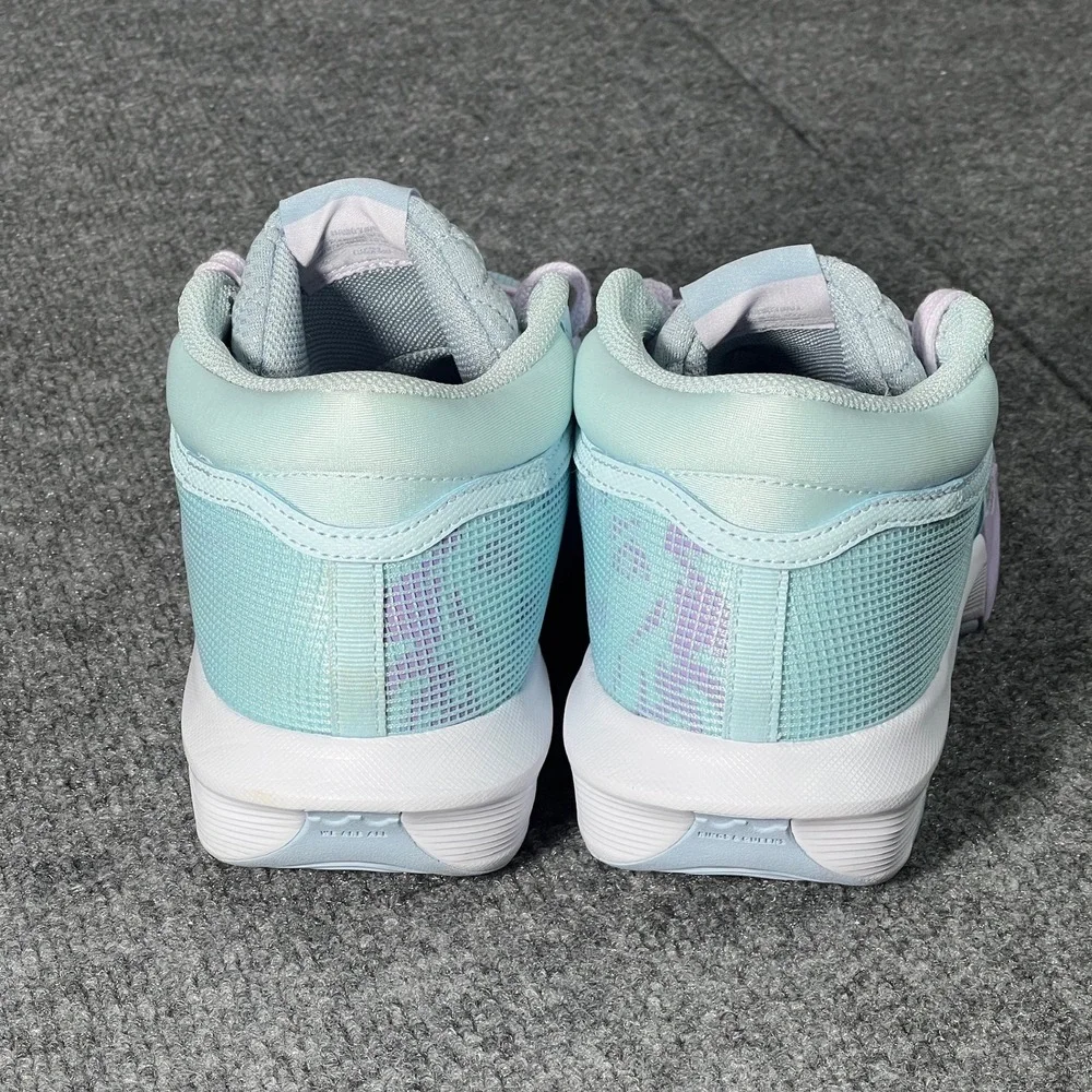 NIB Nike LeBron Witness VIII Men's 7 / Wmns 8.5 Blue Lavender Sneaker FB2239-401